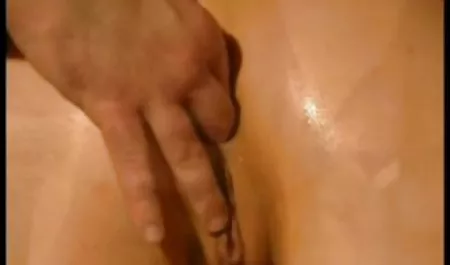 In ossi porn eine Schüssel geben