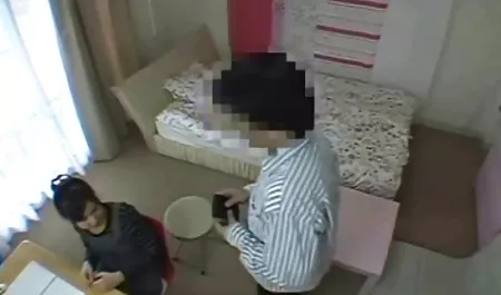 Tiefenmassage für die geile hausfrauen porn russische Vagina