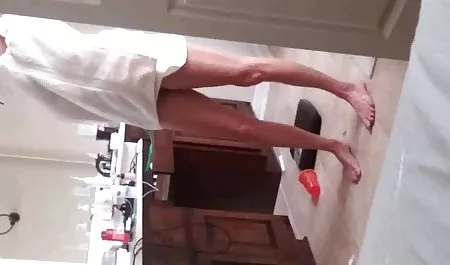 Analer Knall geile mama porn für zwei Brünette