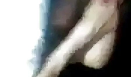 Heiße gratis alte mösen Latina in Doggystyle-Pose abgefickt