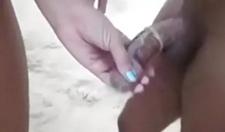 Ein Mann fand eine Blondine sexfilm geil masturbiert und fickte sie