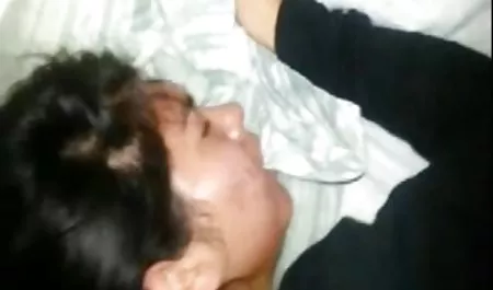 Ein Typ hat einen Jungen geile alte frauen kostenlos gefickt